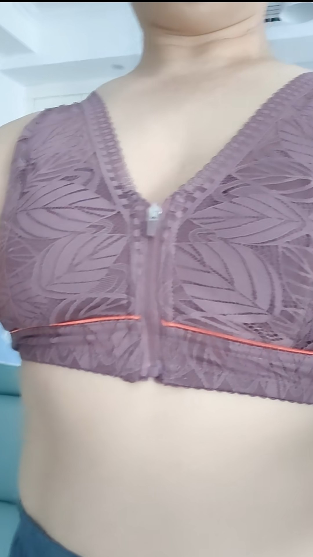 CamiLace Comfort Wireless Front Close Bra